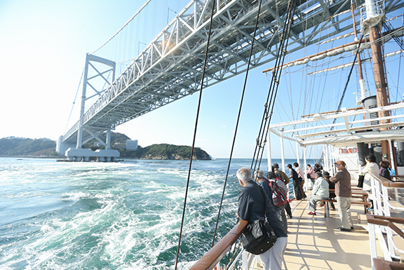 うずしおクルーズ近隣1日観光コース | 【公式】うずしおクルーズ〜淡路島から鳴門の渦潮を体験〜