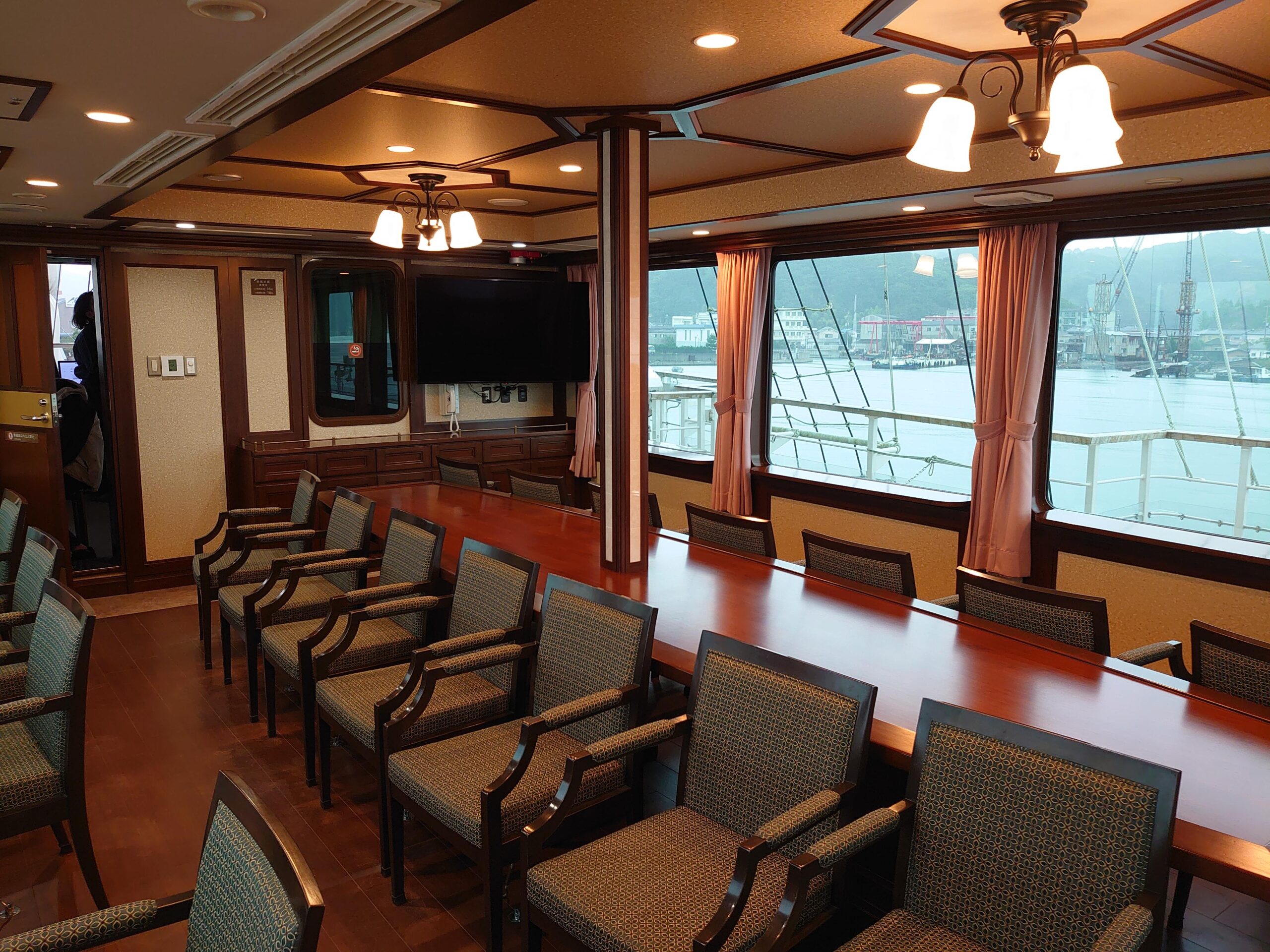 洗練を極めた「貴賓室」